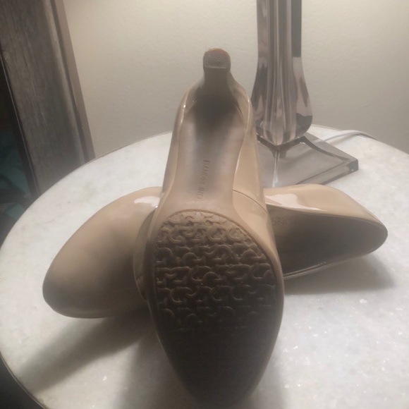 Bandilino b flexible cream two inch heels - Picture 3 of 3